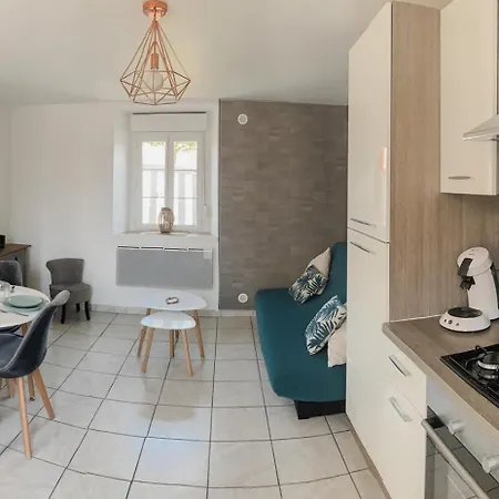 Escapade Pirouaise - L'oyat Casa de Férias *